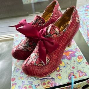 Irregular Choice Snappy Clappy red heels nib EU 40.5 US W 9.5